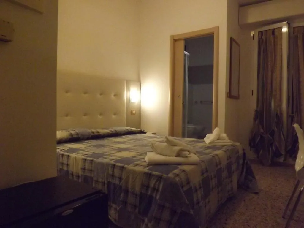Hotel Aurora Misano Adriatico 3*,  Italien